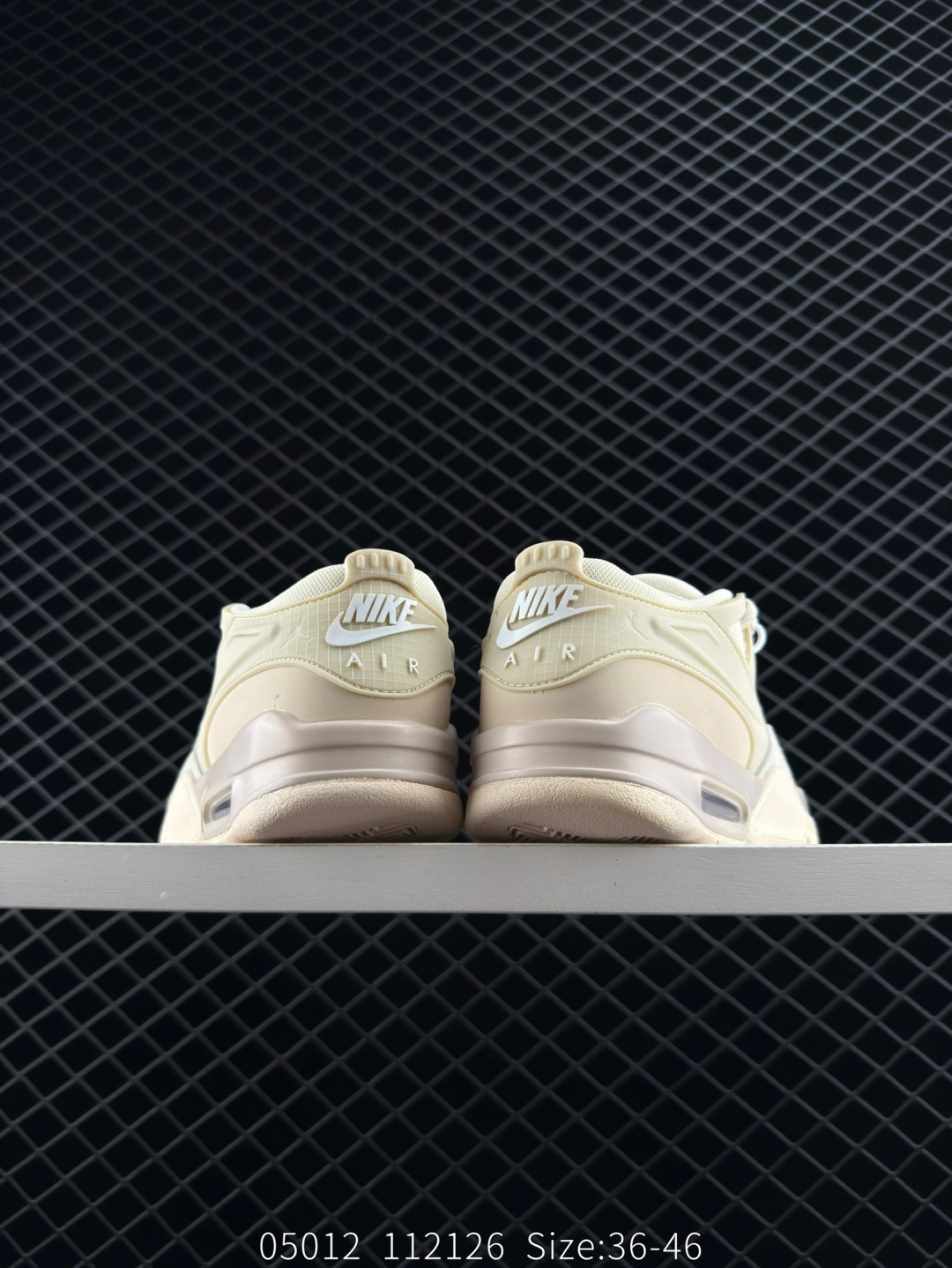 Nike Wmns Air Jordan 4 Retro RM